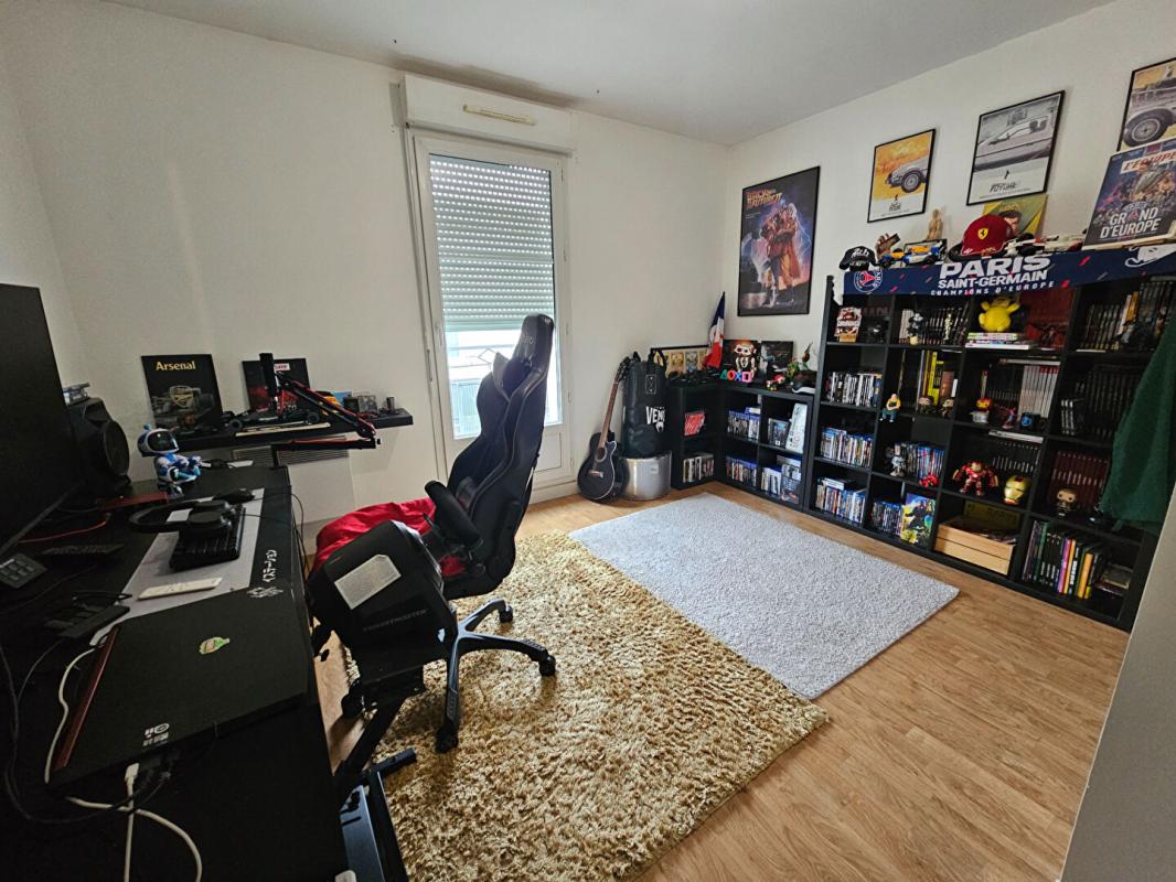 SARAN Appartement duplex 3 pièces, 68 m², Jardinet, 2 parkings 6