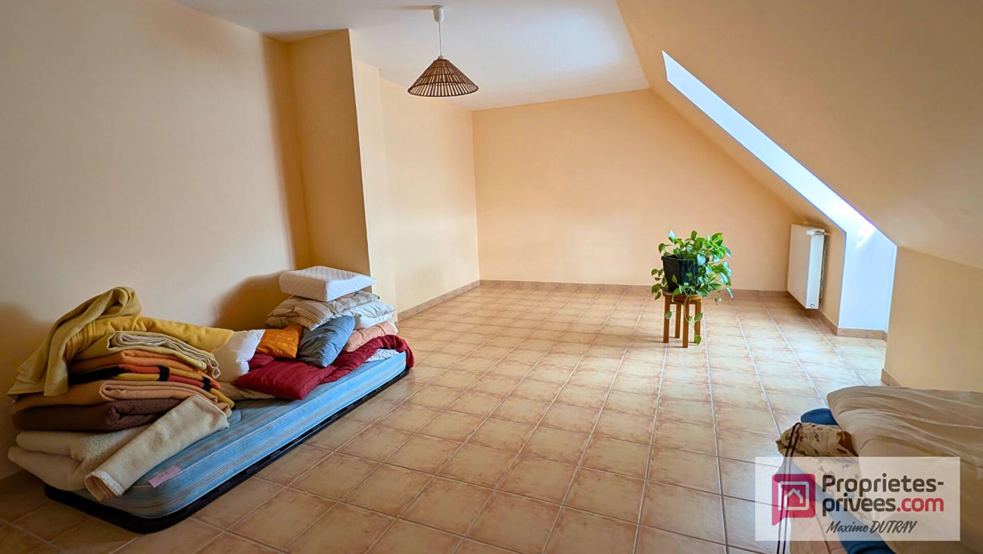 CHATEAU-RENAULT Maison 7 pièces 191m² 14