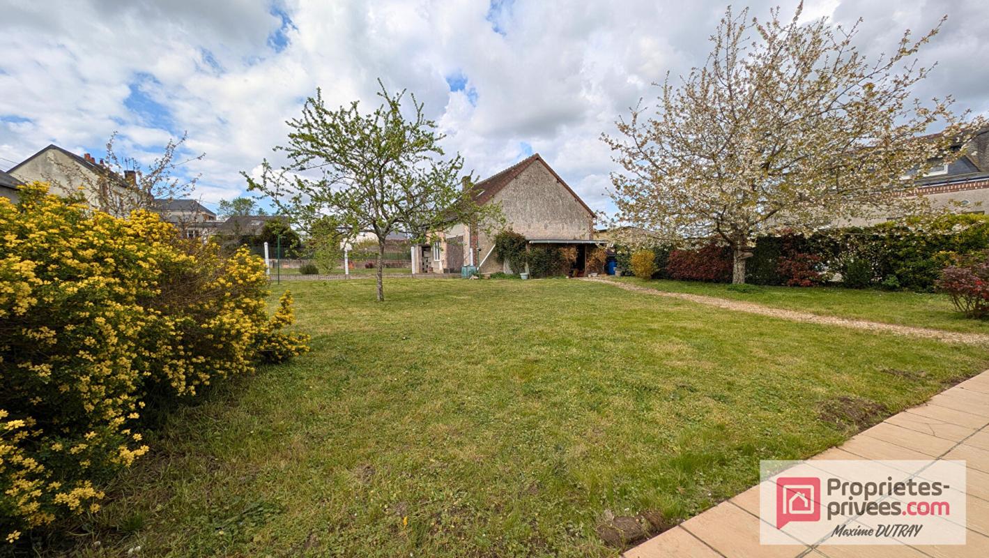 CHATEAU-RENAULT Maison 7 pièces 191m² 17