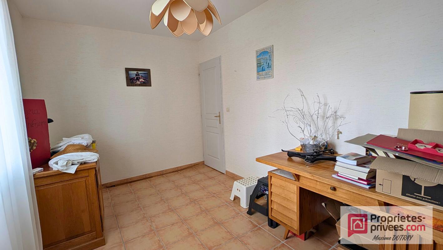 CHATEAU-RENAULT Maison 7 pièces 191m² 8