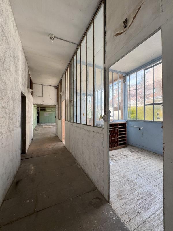 TOURS EXCLUSIVITE A VENDRE TOURS 37000 Maison type Loft Tours 5 pièces 300 m2 COUR / JARDIN 5