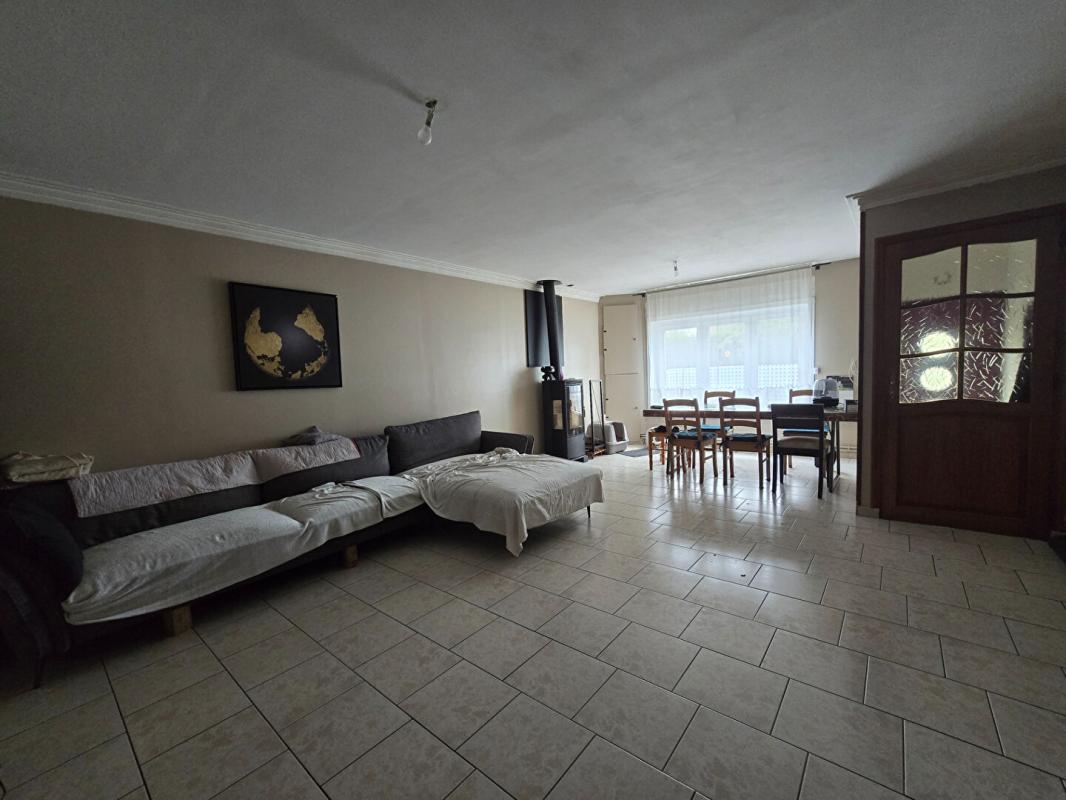 WATTRELOS Maison Wattrelos beaux volumes, 3 grandes chambres et jardin 300 m2 5