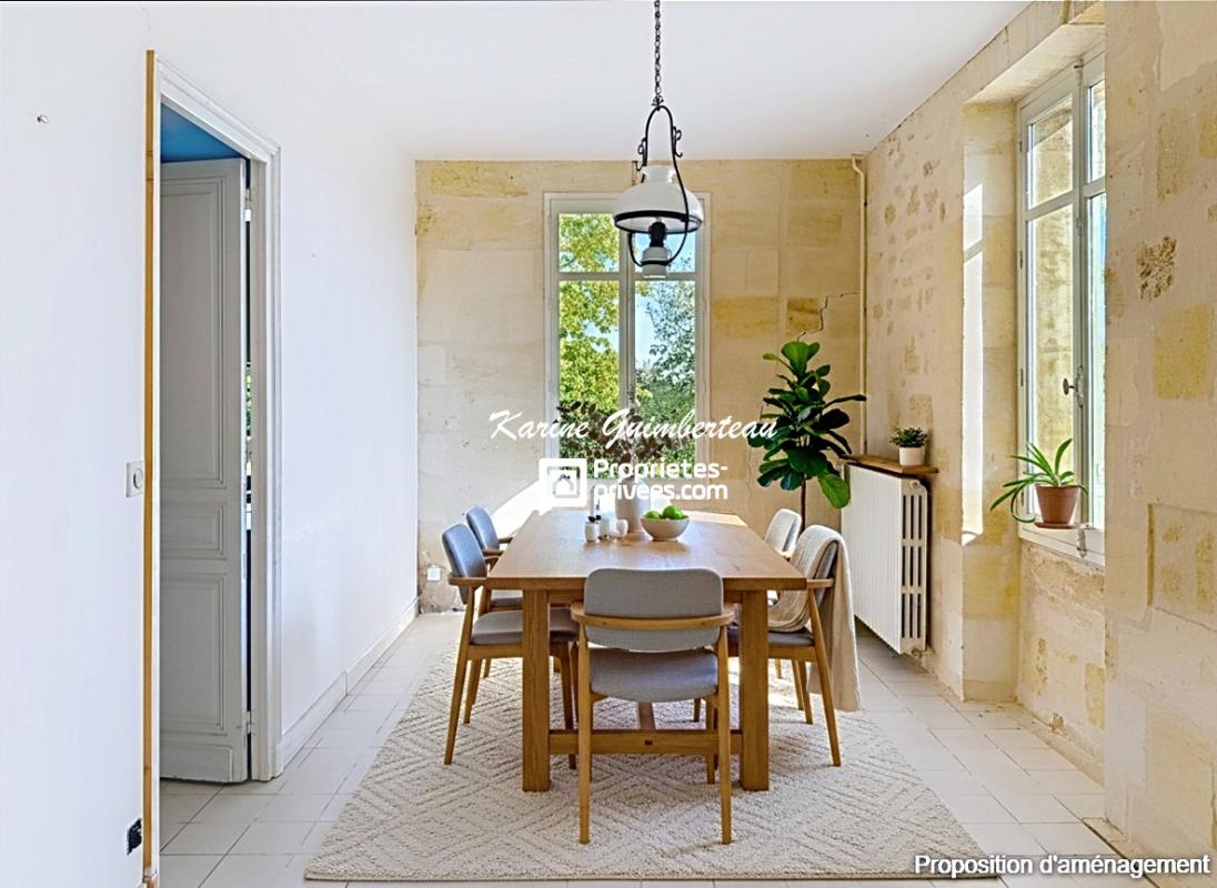 SAINT-EMILION St Emilion : Majestueuse maison en pierre avec vue 5