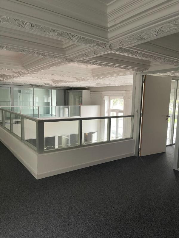 LILLE Bureaux  Vieux Lille 220 m2 11