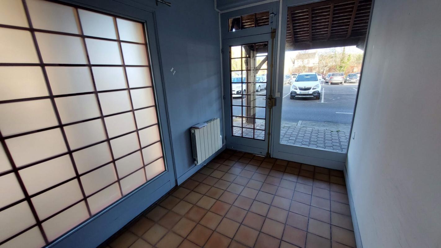 NONANCOURT SECTEUR NONANCOURT - Local commercial de 54 m²  accès PMR 4