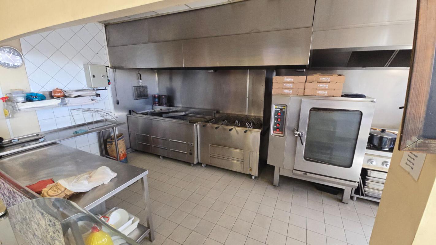 DREUX 28000 DREUX - TRAITEUR, RESTAURANT, ALIMENTATION 9