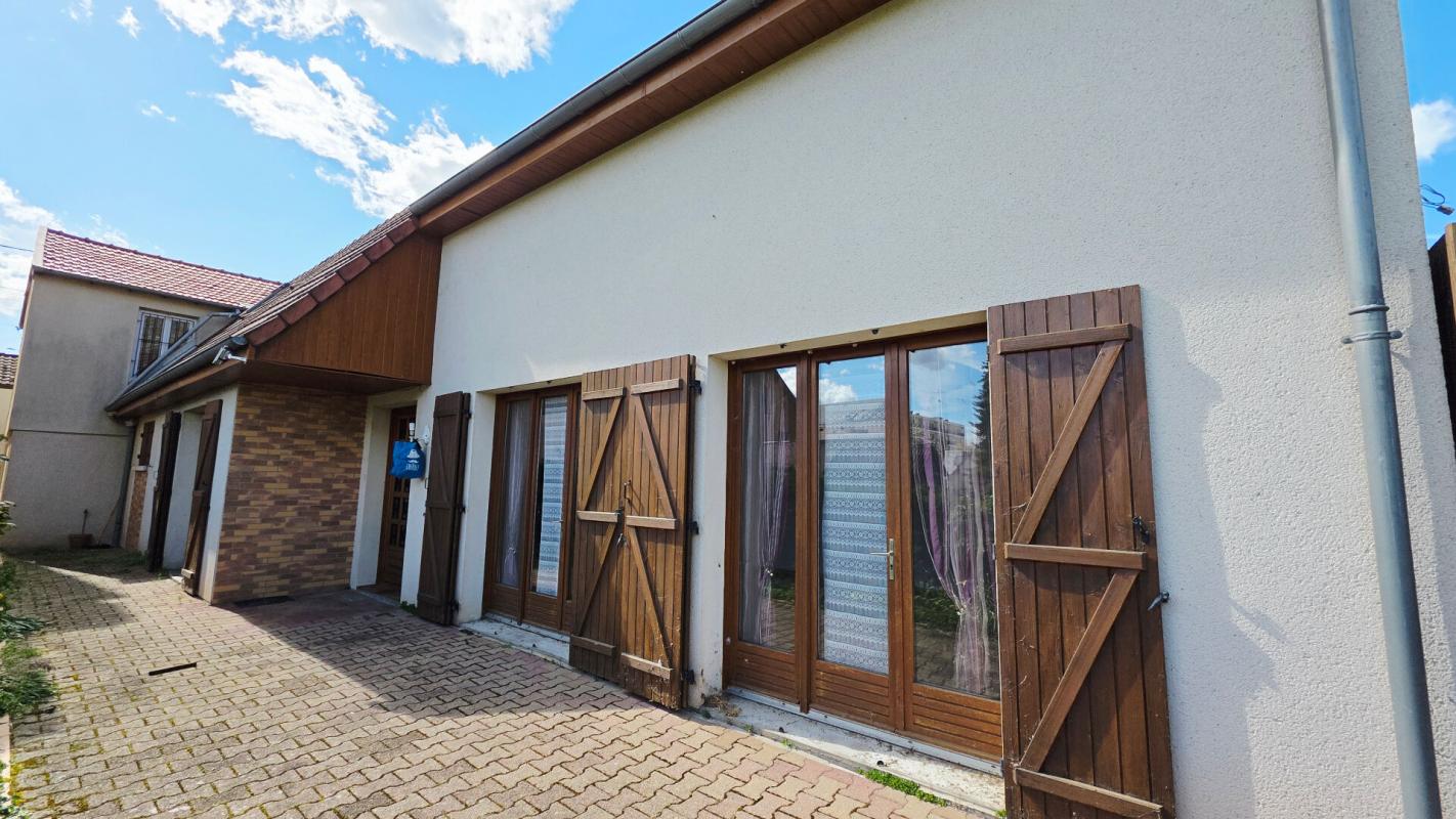 BOURGES BOURGES MAISON 5 PIECES 135M² GARAGE JARDIN 1