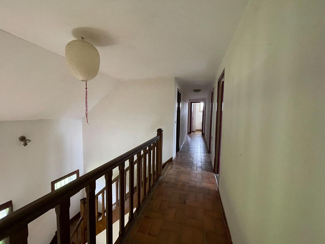 NOGENT-SUR-VERNISSON Pavillon  8 pièces 6 chambres 8