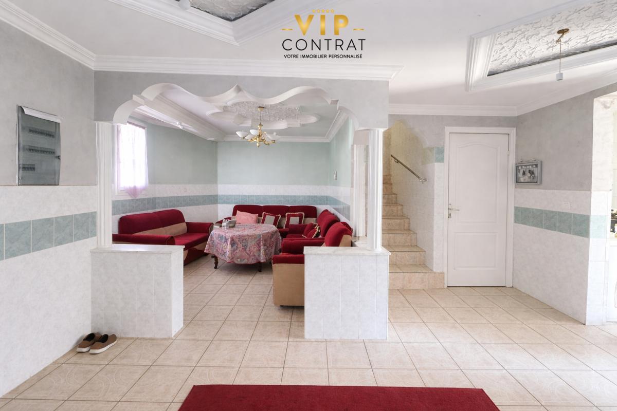 STAINS EXCLUSIVITES - RARE À STAINS -Maison 196 m² + Dépendance - 6 chambres - Fort potentiel 3