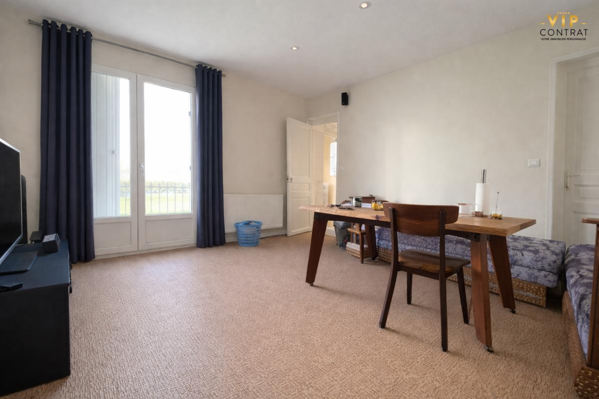 STAINS EXCLUSIVITES - RARE À STAINS -Maison 196 m² + Dépendance - 6 chambres - Fort potentiel 17