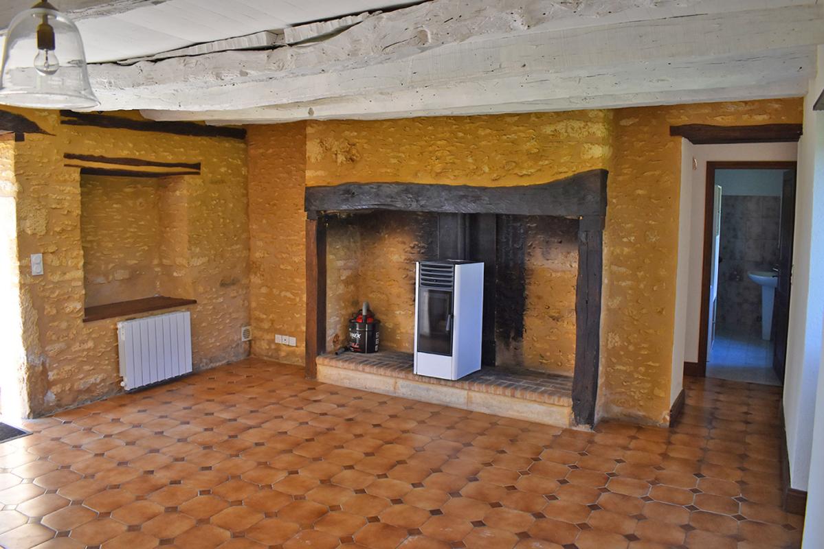 SAINT-CREPIN-ET-CARLUCET Maison SAINT CREPIN ET CARLUCET 7 pièce(s) 139 m2 10