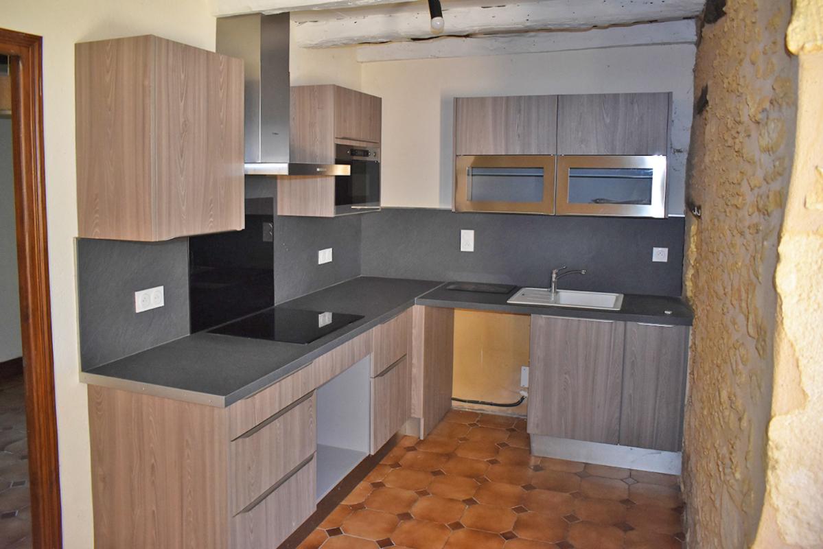 SAINT-CREPIN-ET-CARLUCET Maison SAINT CREPIN ET CARLUCET 7 pièce(s) 139 m2 11