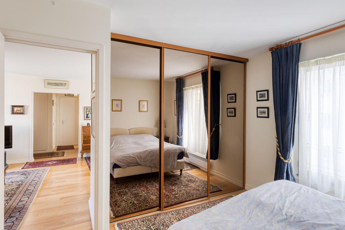 PARIS-16E-ARRONDISSEMENT Auteuil : élégant deux-pièces avec grande terrasse et parking à deux pas de l'avenue Mozart 10