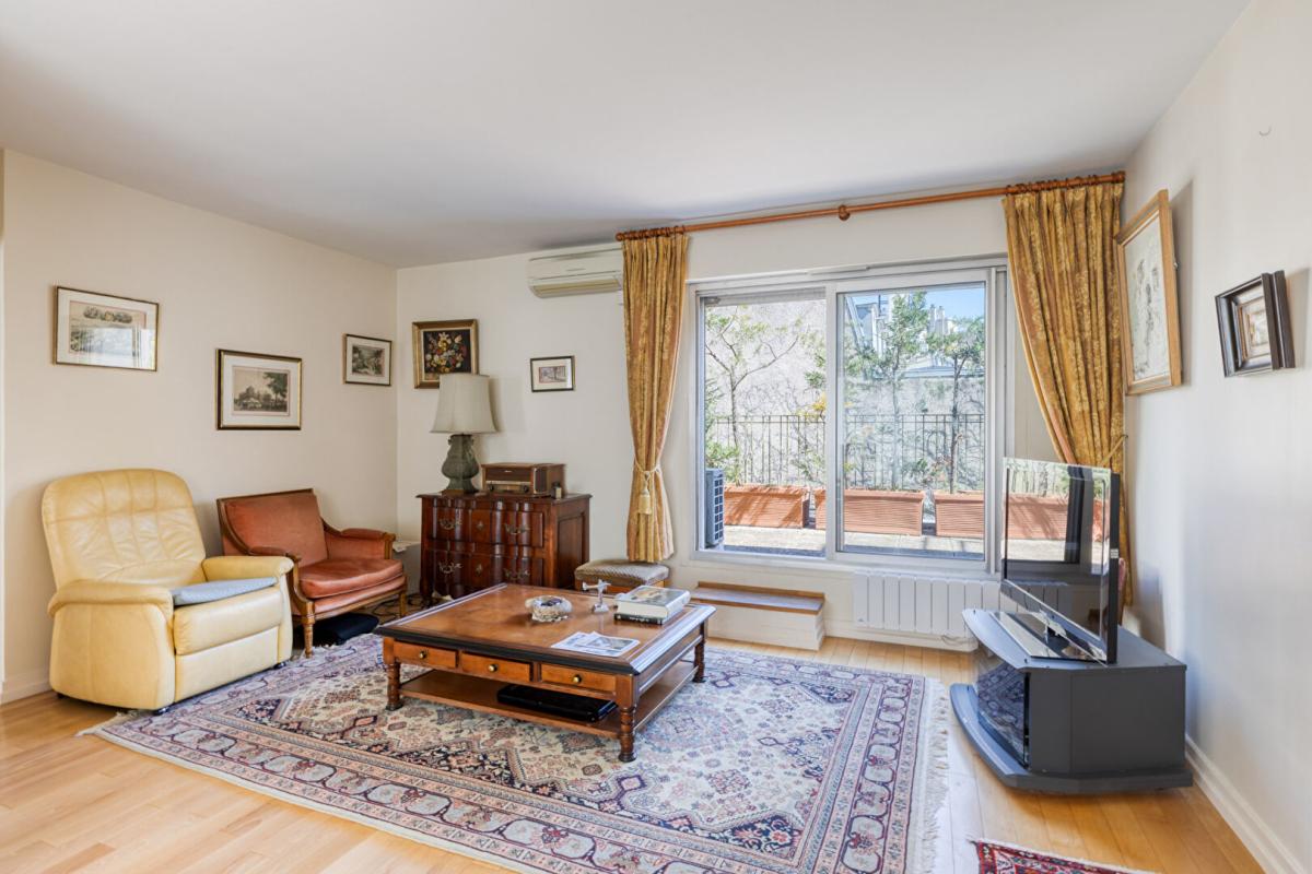 PARIS-16E-ARRONDISSEMENT Auteuil : élégant deux-pièces avec grande terrasse et parking à deux pas de l'avenue Mozart 5