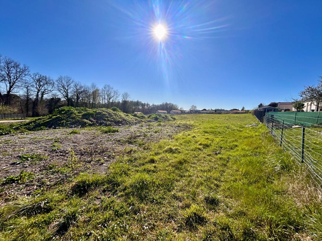 TRELISSAC Terrains à bâtir, viabilisés et raccordés au T à E sur les hauteurs de Trélissac 24750 2