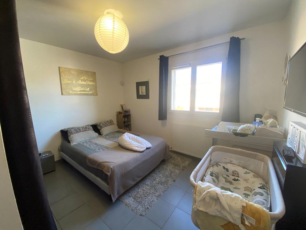 GARDANNE À louer  - T2 lumineux avec terrasse à Gardanne 6