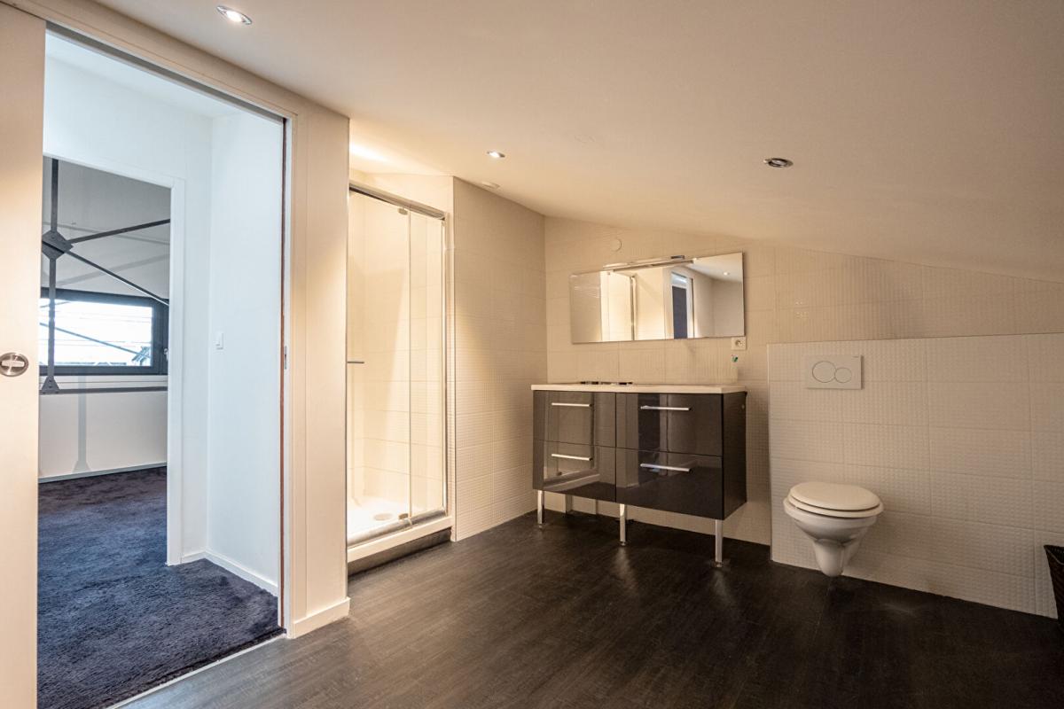 MEUNG-SUR-LOIRE LIEUX UNIQUES ® x PROPRIÉTÉS PRIVÉES PROPOSE LOFT DE 126 M² - HYPER-CENTRE MEUNG-SUR-LOIRE 17