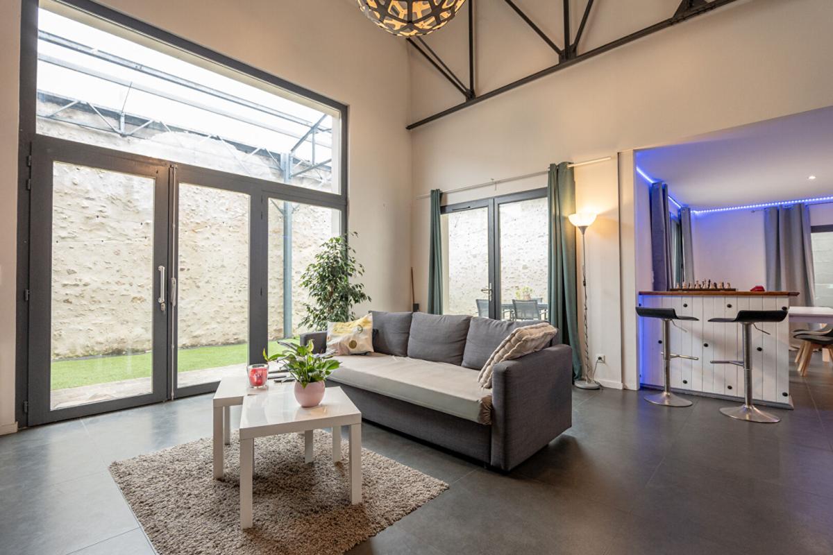 MEUNG-SUR-LOIRE LIEUX UNIQUES ® x PROPRIÉTÉS PRIVÉES PROPOSE LOFT DE 126 M² - HYPER-CENTRE MEUNG-SUR-LOIRE 5