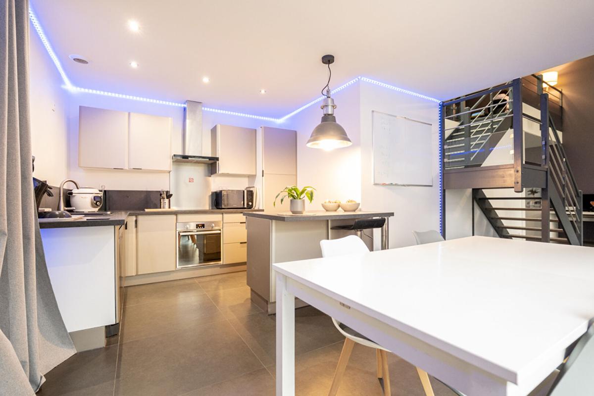 MEUNG-SUR-LOIRE LIEUX UNIQUES ® x PROPRIÉTÉS PRIVÉES PROPOSE LOFT DE 126 M² - HYPER-CENTRE MEUNG-SUR-LOIRE 6