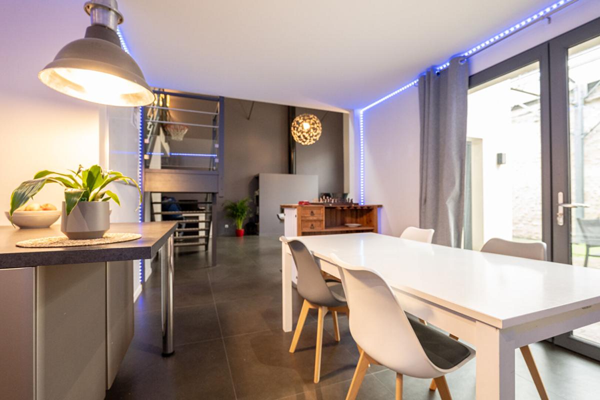 MEUNG-SUR-LOIRE LIEUX UNIQUES ® x PROPRIÉTÉS PRIVÉES PROPOSE LOFT DE 126 M² - HYPER-CENTRE MEUNG-SUR-LOIRE 7