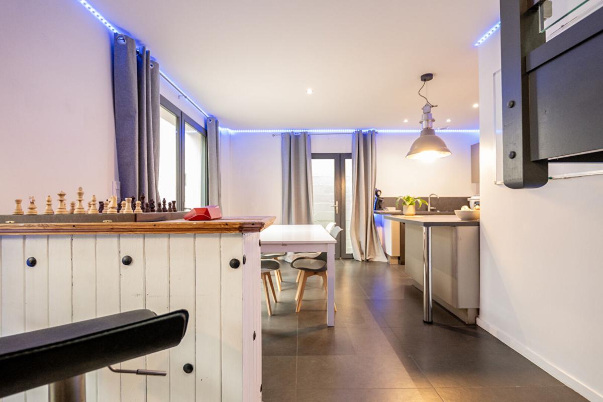 MEUNG-SUR-LOIRE LIEUX UNIQUES ® x PROPRIÉTÉS PRIVÉES PROPOSE LOFT DE 126 M² - HYPER-CENTRE MEUNG-SUR-LOIRE 8