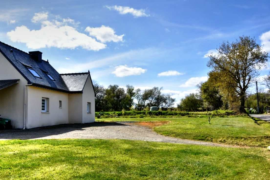 LANNION Maison récente 4 chambres sur 1500 m2 au calme 17