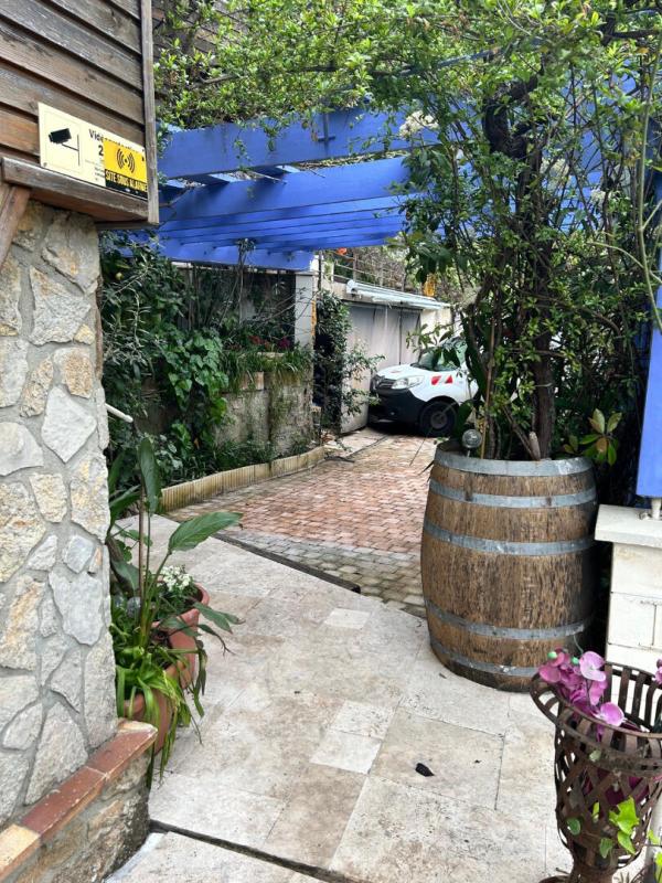 AURIBEAU-SUR-SIAGNE Maison Auribeau Sur Siagne 6 pièce(s) 180 m2 5