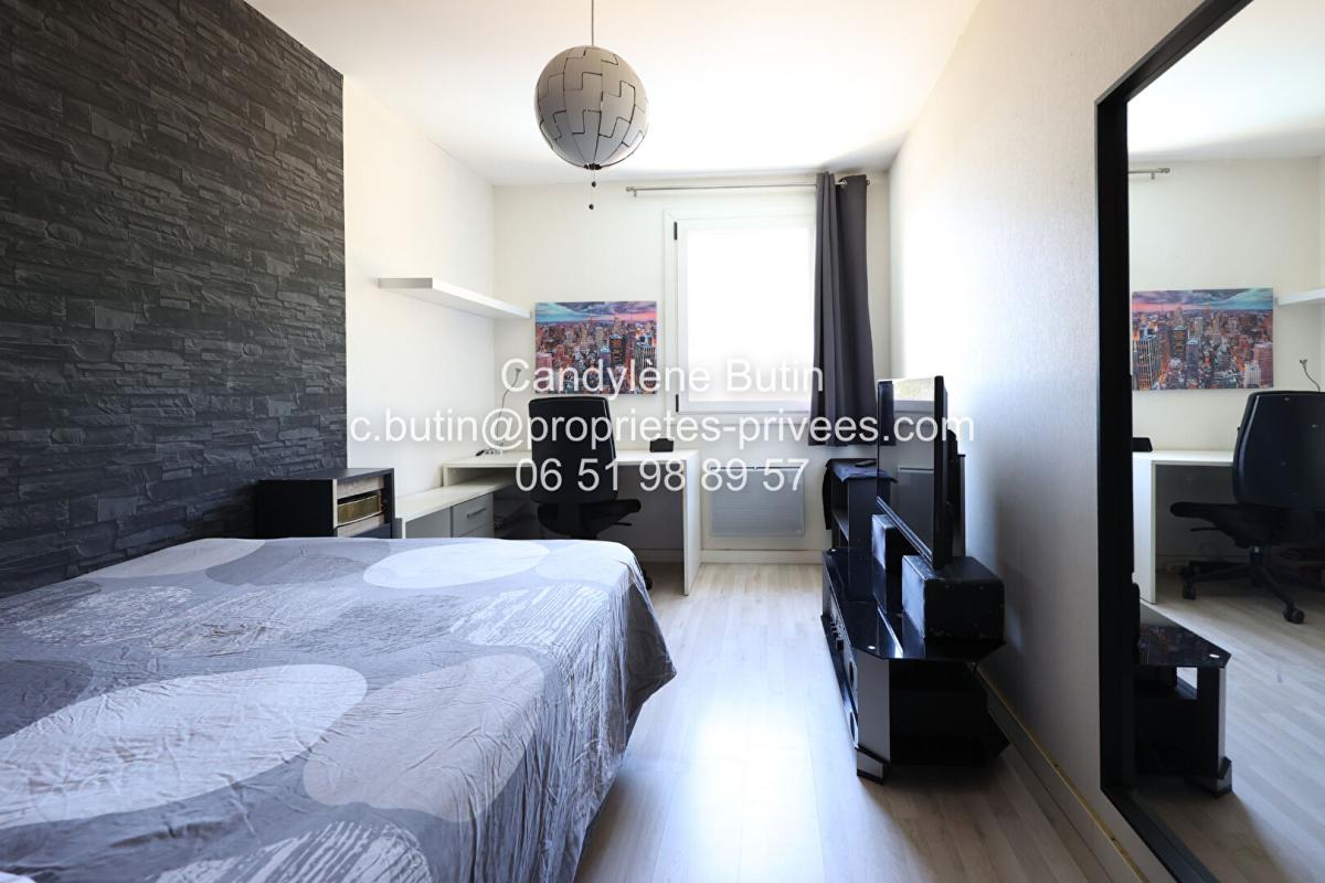 MAUREILHAN Villa T5 avec piscine et espace détente ,120 m² habitables 13