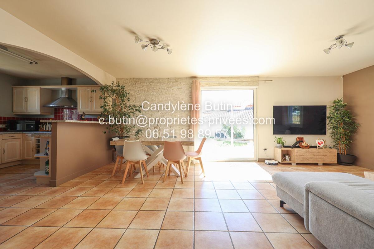 MAUREILHAN Villa T5 avec piscine et espace détente ,120 m² habitables 8