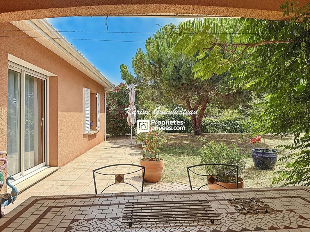 FRONSAC Pavillon de plain-pied avec jardin + garage 14