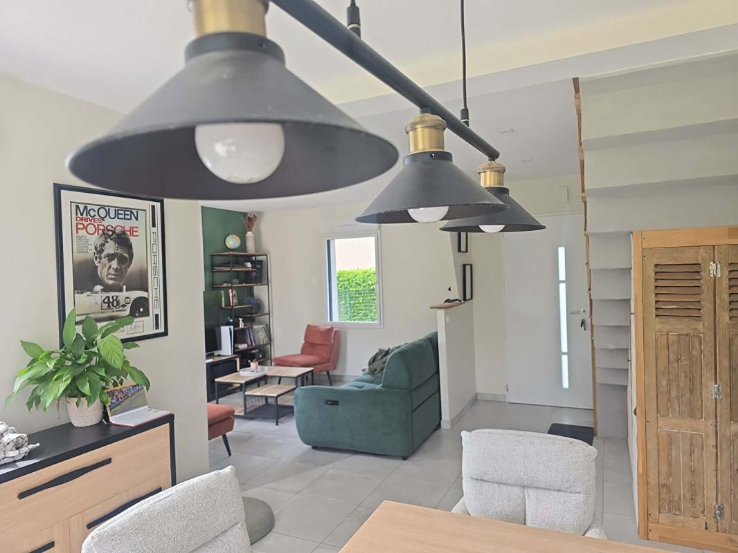 CHEMIRE-LE-GAUDIN Maison 4 CHAMBRES DOUBLE GARAGE 5 pièce(s) 120 m2 8