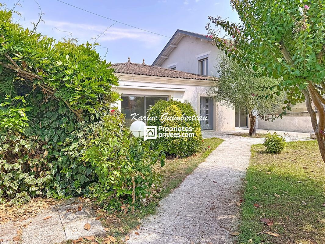 COUTRAS Coutras : Maison + studio + jardin arboré + garage 9