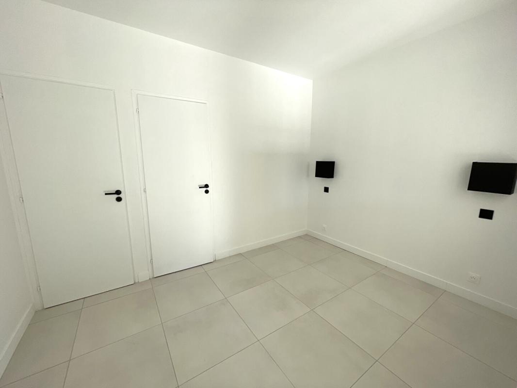 FREJUS FREJUS-PLAGE  Appartement 2 pièces rénové à 50 mètres de la plage 5