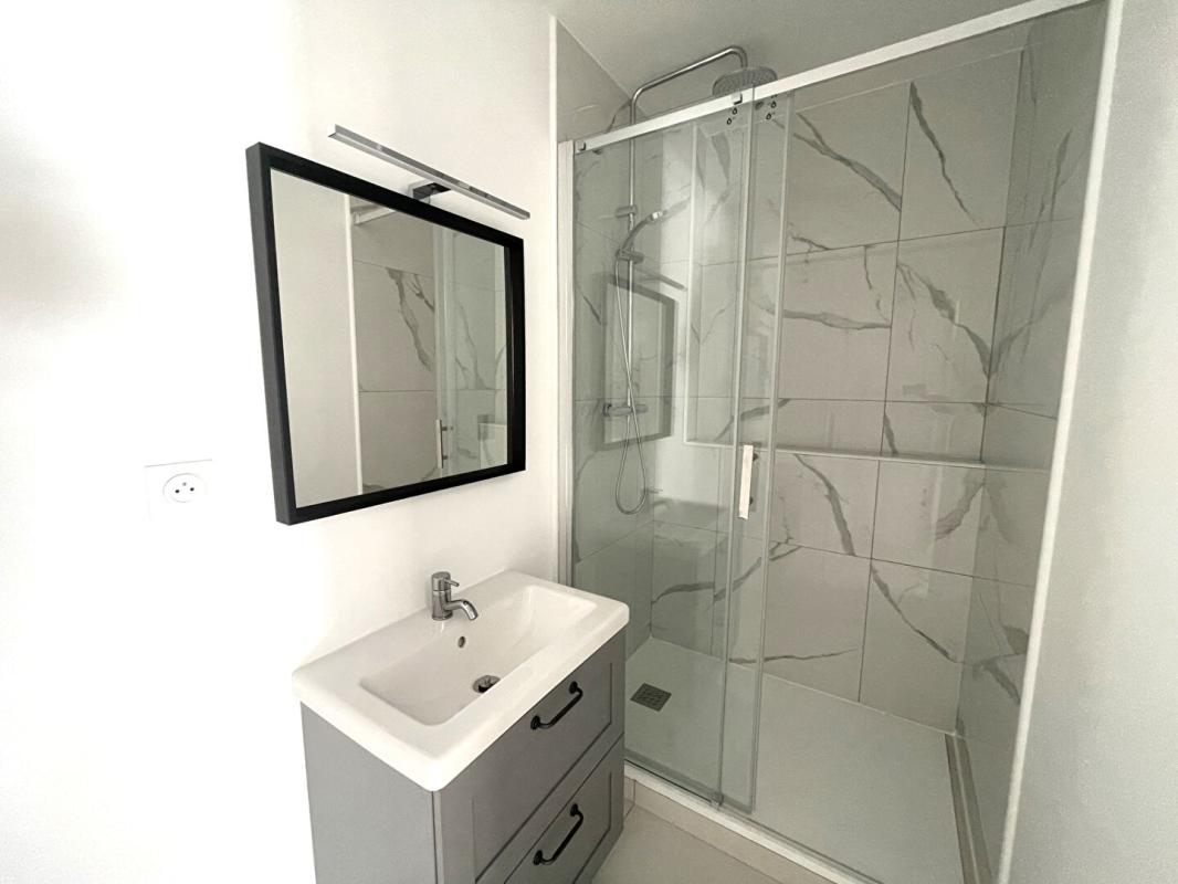 FREJUS FREJUS-PLAGE  Appartement 2 pièces rénové à 50 mètres de la plage 7