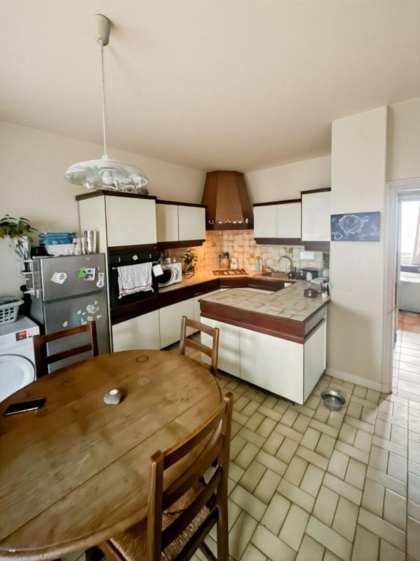 CHATEAUROUX Châteauroux T4 avec jardin & véranda en coeur de ville, Fort potentiel ! 5