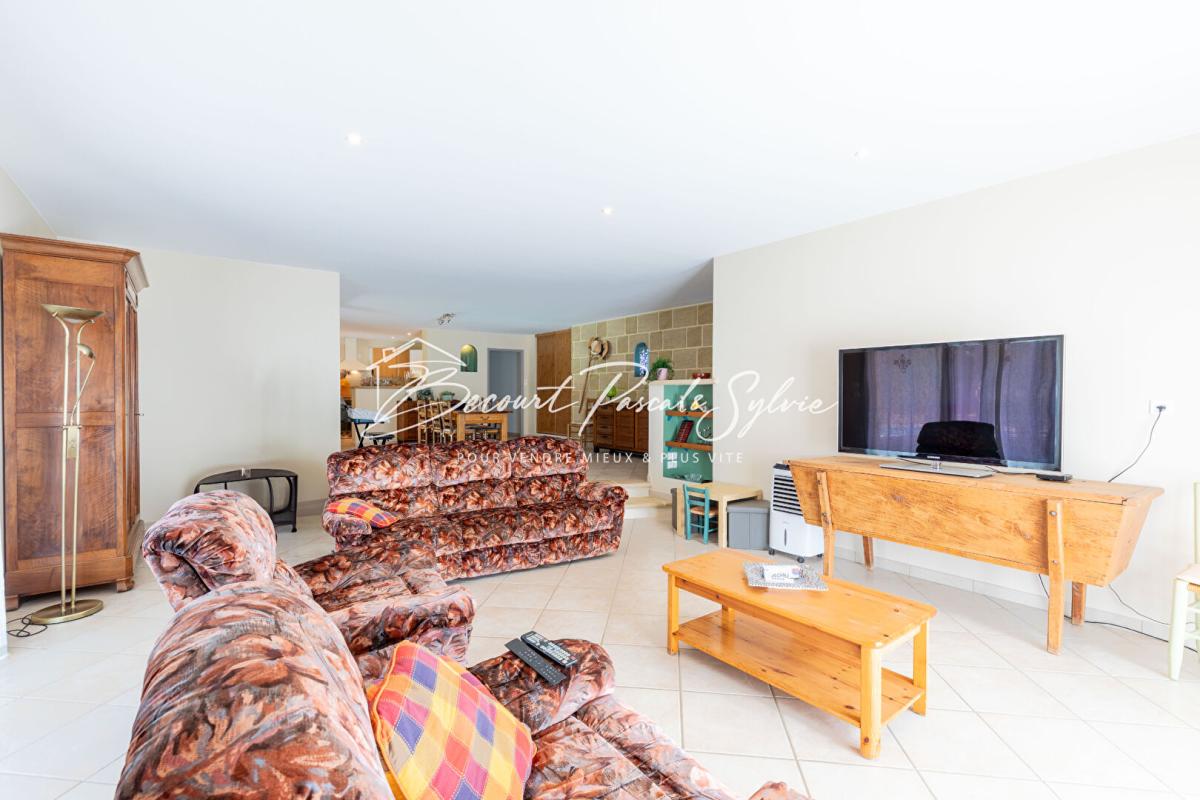 SAINT-DIDIER Maison plain-pied 178 m² ? Environnement calme ? Saint-Didier 8