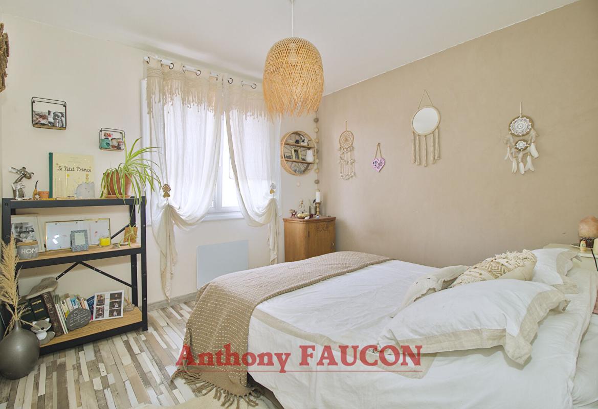 THORIGNY Maison Thorigny 6 pièce(s) 102 m2 6