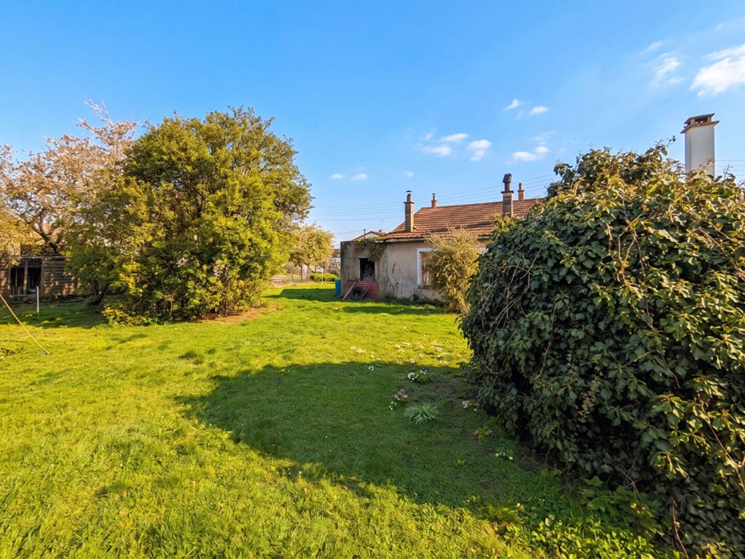 OSNY Terrain à vendre à Osny - Division ou multi-construction possible 1