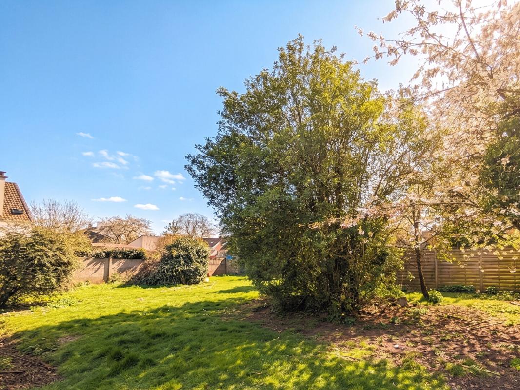 OSNY Terrain à vendre à Osny - Division ou multi-construction possible 2