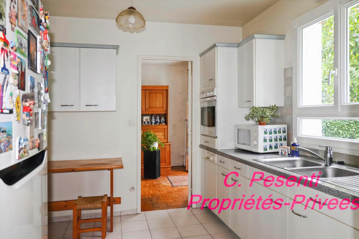 CONCHES-SUR-GONDOIRE Maison Conches Sur Gondoire 5 pièce(s) 103 m2 6