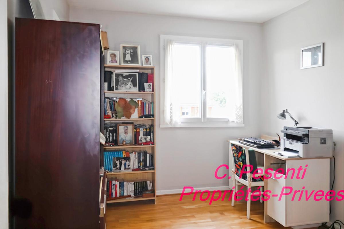 CONCHES-SUR-GONDOIRE Maison Conches Sur Gondoire 5 pièce(s) 103 m2 7