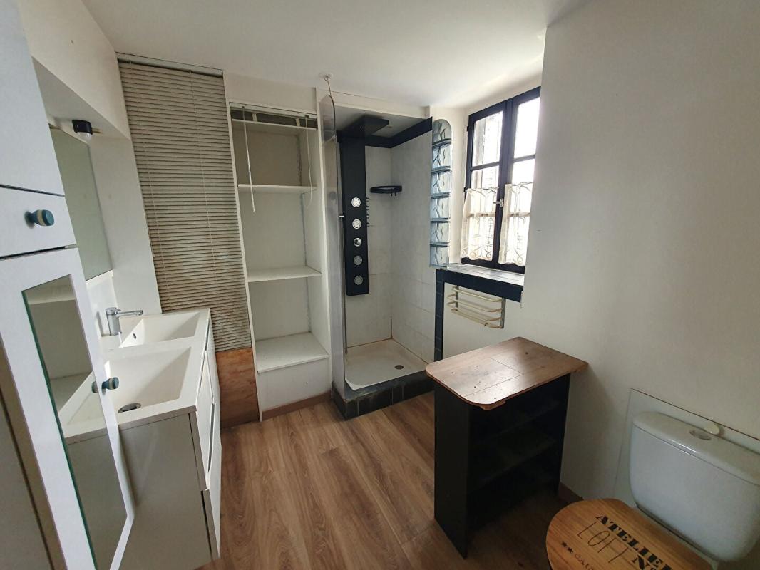 BOURGES Maison Bourges 6 pièce(s) 128 m2 8