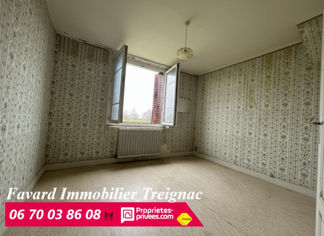 CHAMBERET Maison de village avec grand terrain plat - Beau potentiel - Chamberet 11