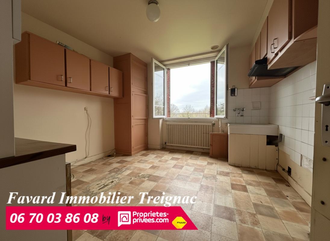 CHAMBERET Maison de village avec grand terrain plat - Beau potentiel - Chamberet 8