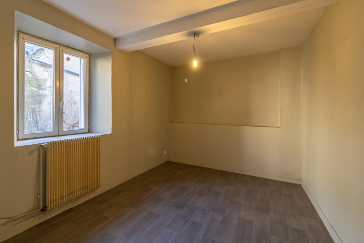 GENOUILLY Maison Genouilly 6 pièce(s) 104 m2 11