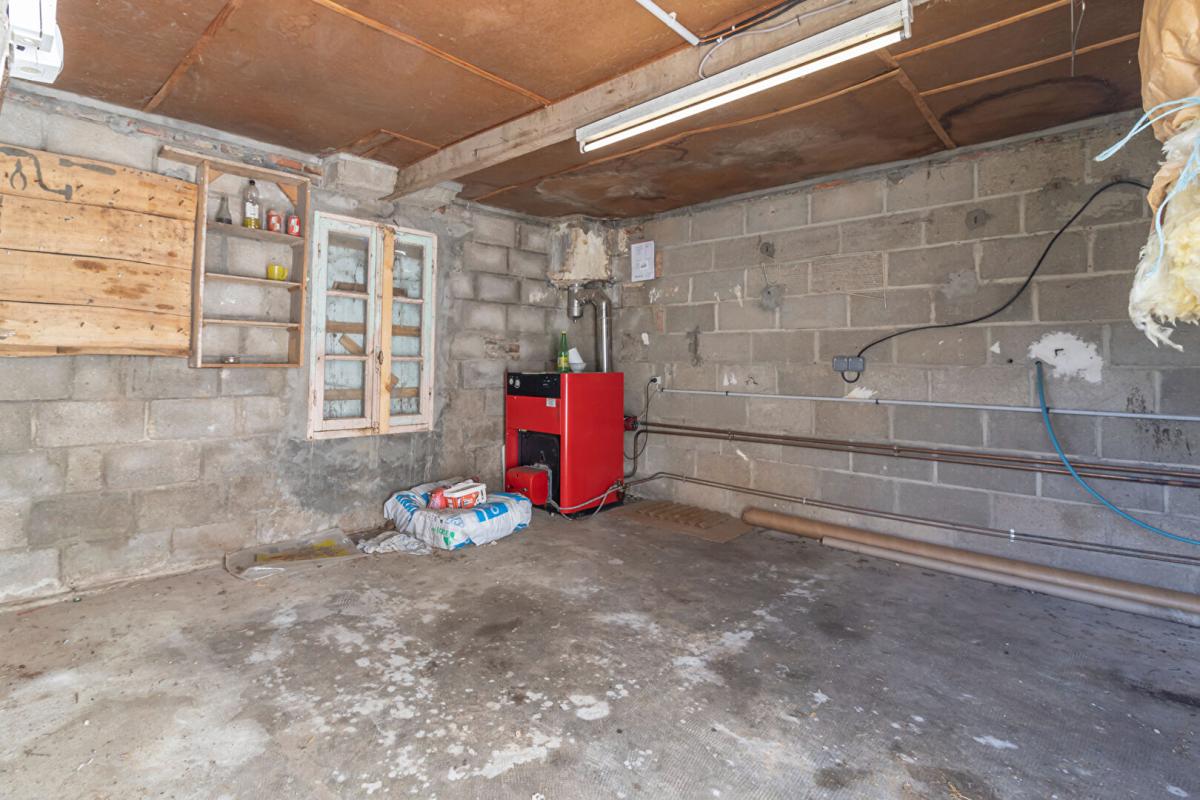 GENOUILLY Maison Genouilly 6 pièce(s) 104 m2 13