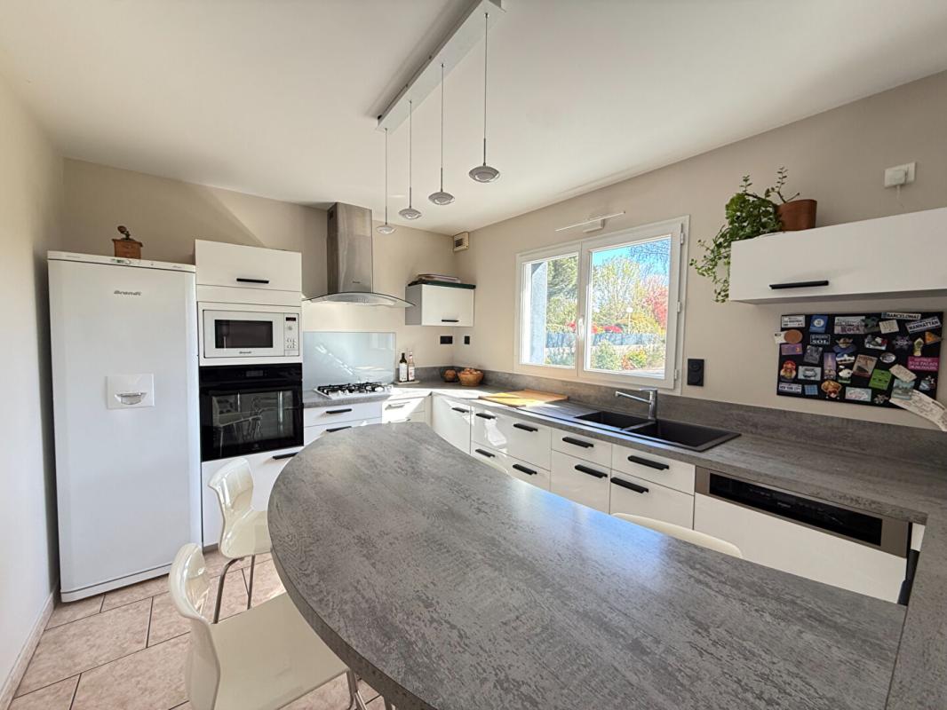 MEUCON Maison  de quartier proche du bourg de Meucon 3