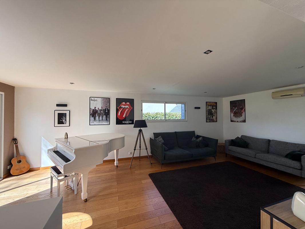 MEUCON Maison  de quartier proche du bourg de Meucon 5