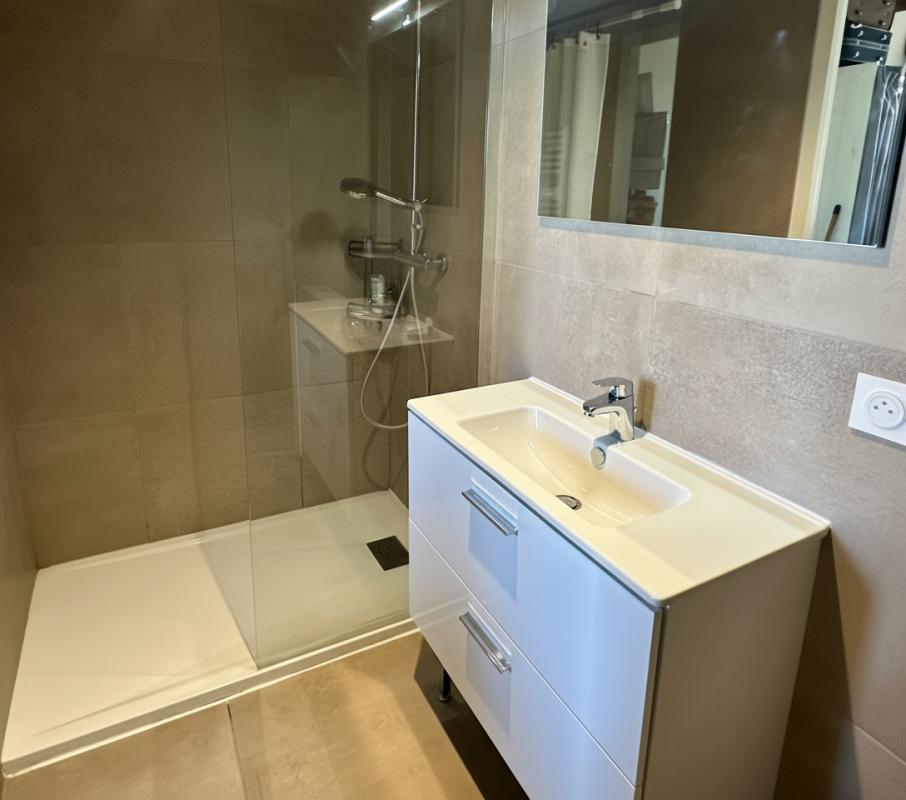 DIGNE-LES-BAINS Appartement type 2 cosy avec vue 5