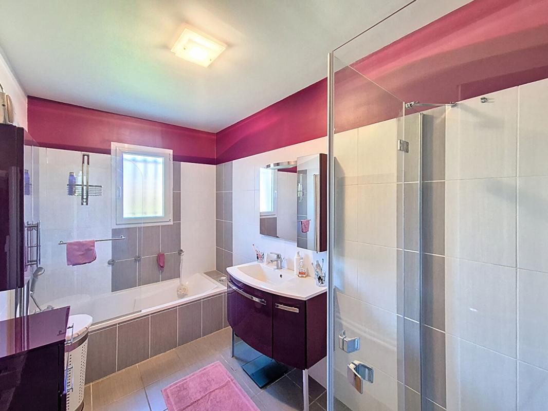 PARASSY Maison Parassy 5 pièce(s) 125 m2 9